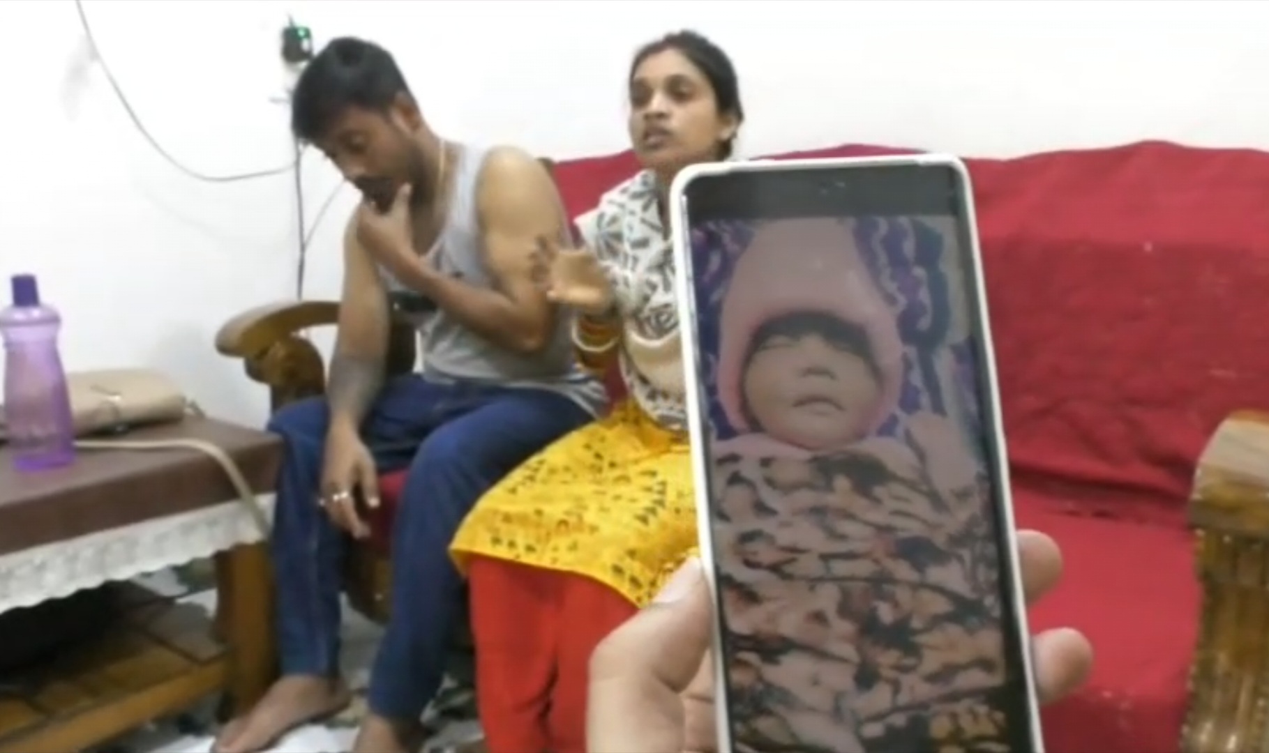 3 महीने के बच्चें का होना था ऑपरेशन, लेकिन भूख से मर गया मेरा बच्चा’ माता-पिता का आरोप, डॉ. व अस्पताल पर शिक़ायत दर्ज