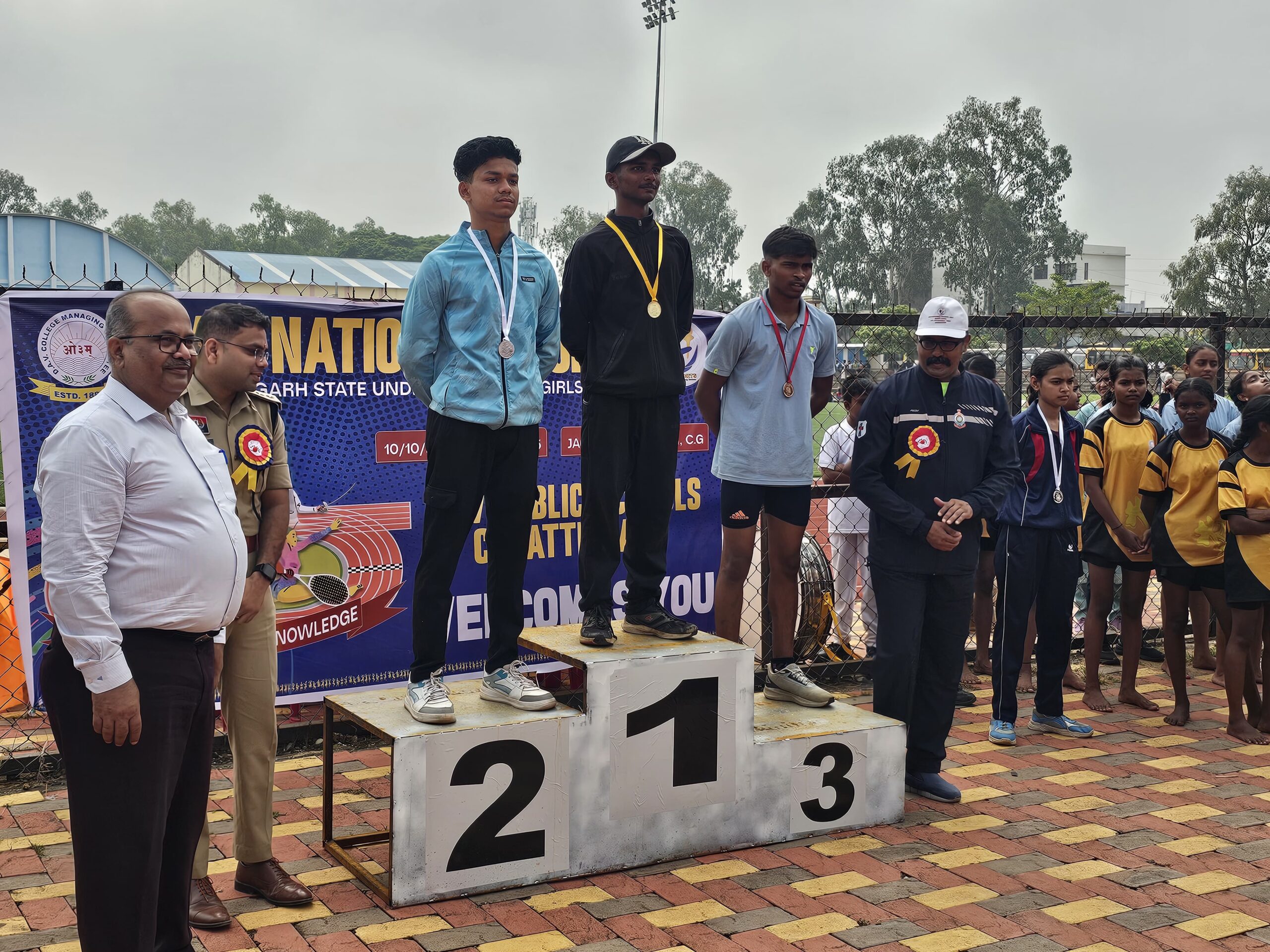 रोमांच, अनुशासन और ऊर्जा का संगम….डीएवी राज्य स्तरीय खेल प्रतियोगिता का भव्य समापन….पुलिस महानिरीक्षक श्री सुन्दरराज पी ने किया औपचारिक समापन