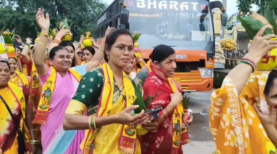 जगदलपुर के धरमपुरा में पहली बार सार्वजनिक श्रीमद्भागवत कथा का भव्य आयोजन